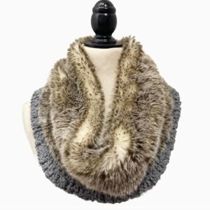 2/$30 ✨Aerie Faux Fur Neck Warmer